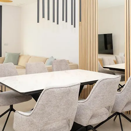 Sunset Sailors Lovely *