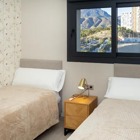 Sunset Sailors Lovely