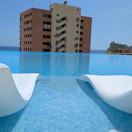 Sunset Sailors Lovely